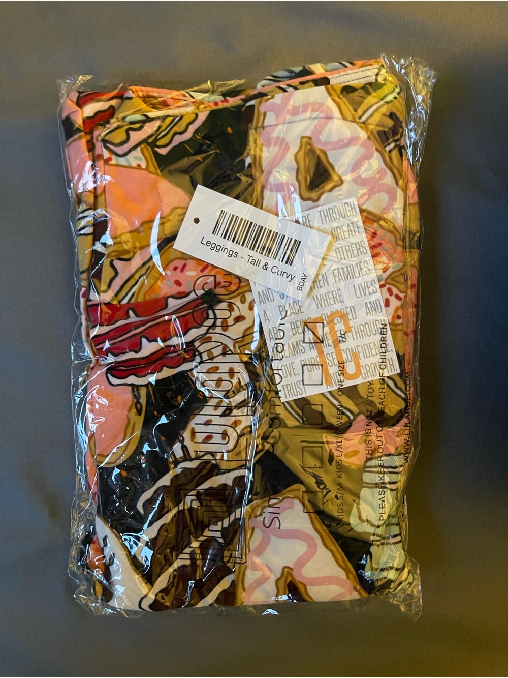 NWT LuLaRoe Tall & Curvy 4th birthday leggings
